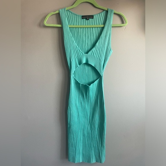 Almost Famous Turquoise Ribbed Knit Top - Picture 3 of 3